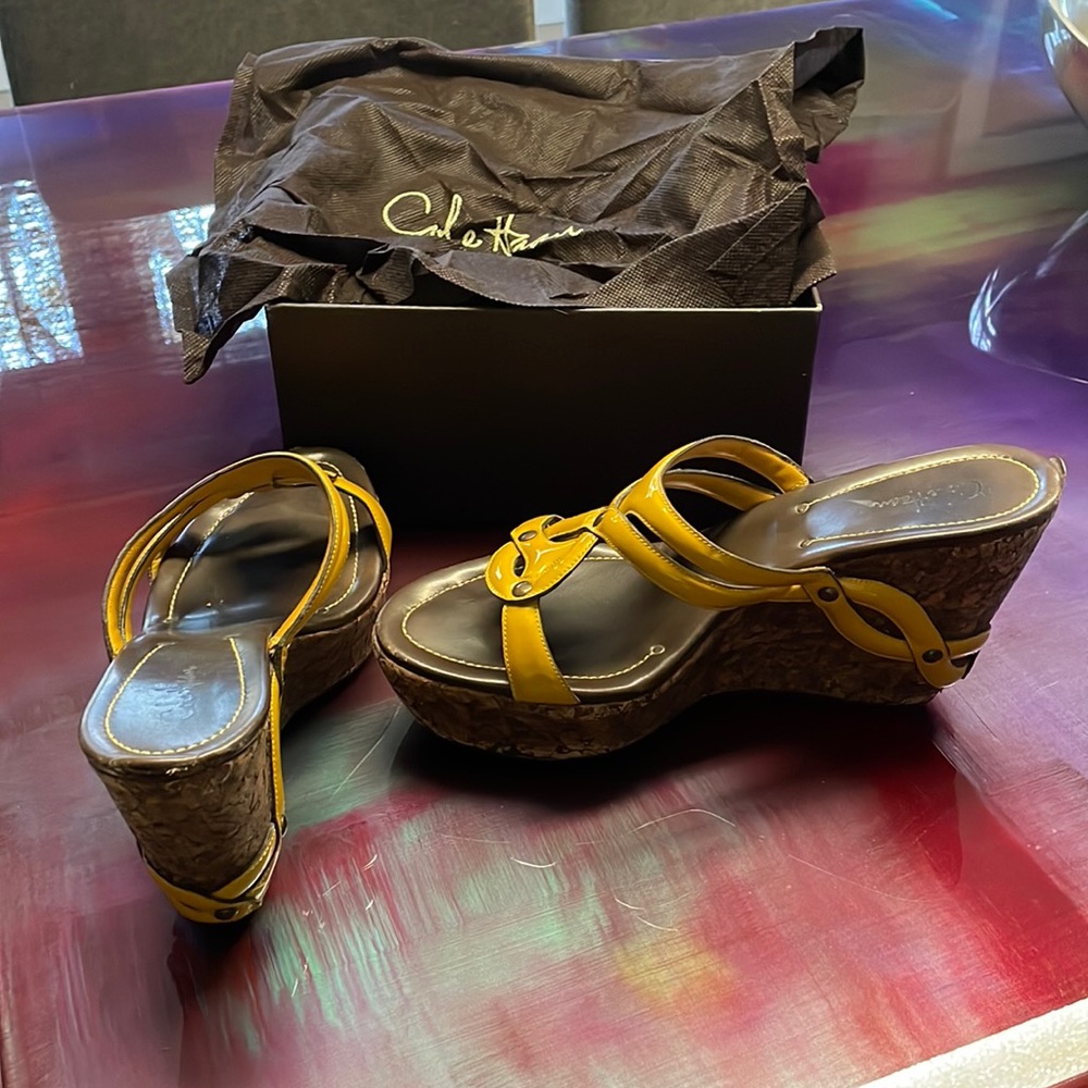 Come Haan patent leather wedge sandals